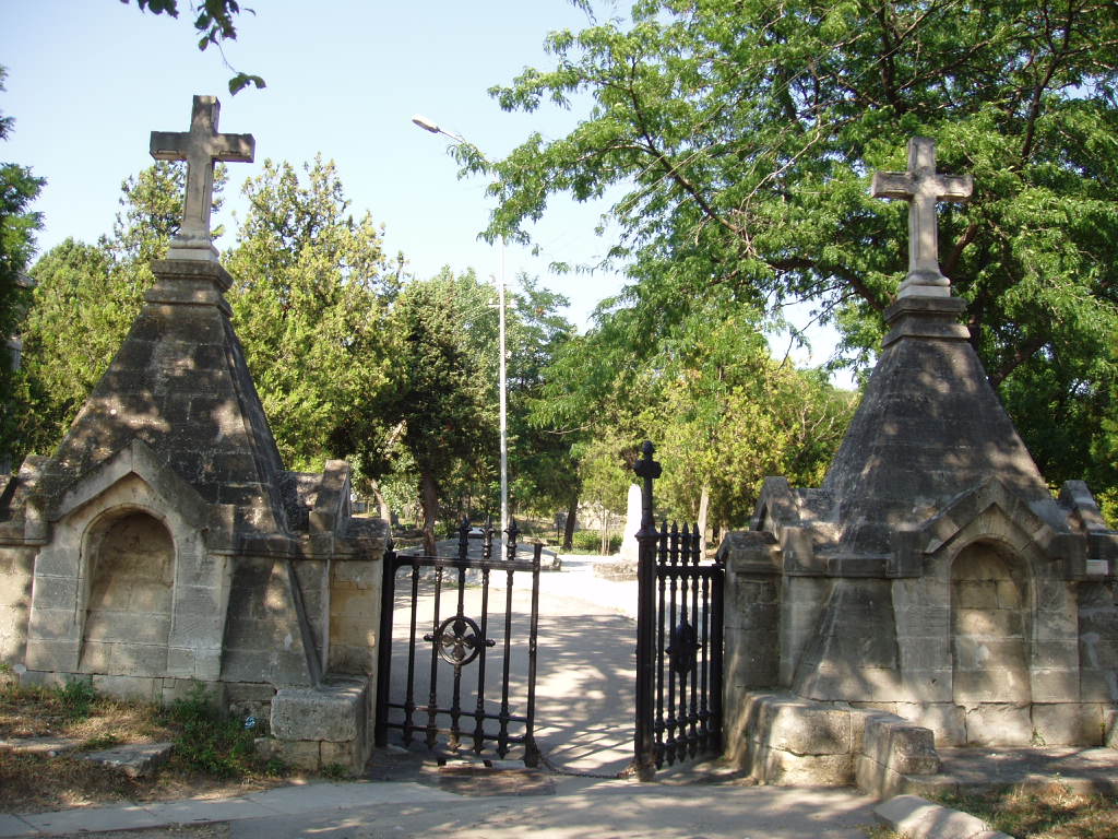 Военное кладбище в Севастополе